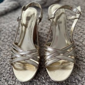 Lauren Ralph Lauren Gold Metallic Wedges - EUC